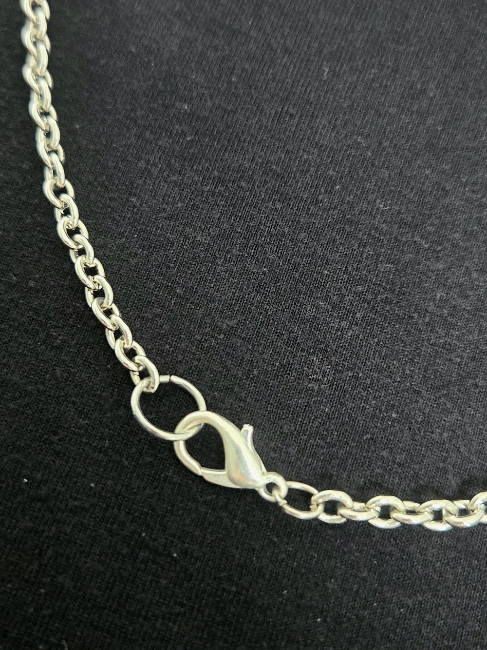 Y2K/2010s Filigree Scrollwork Leaf Pastel Crystal Statement Necklace Fairycore - Picture 3 of 5